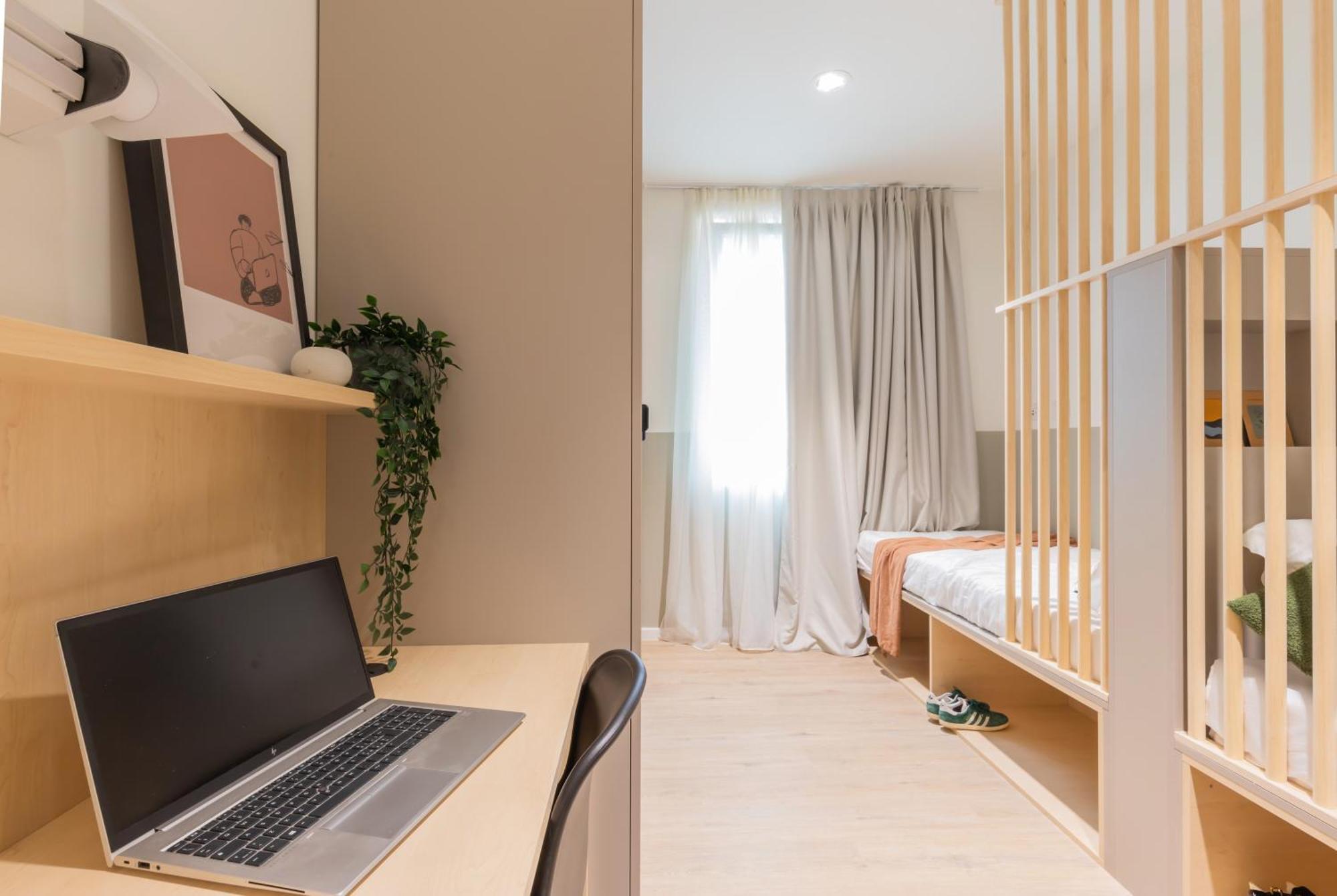 Well-Located Campus Rooms Near City Park Milano Exteriör bild