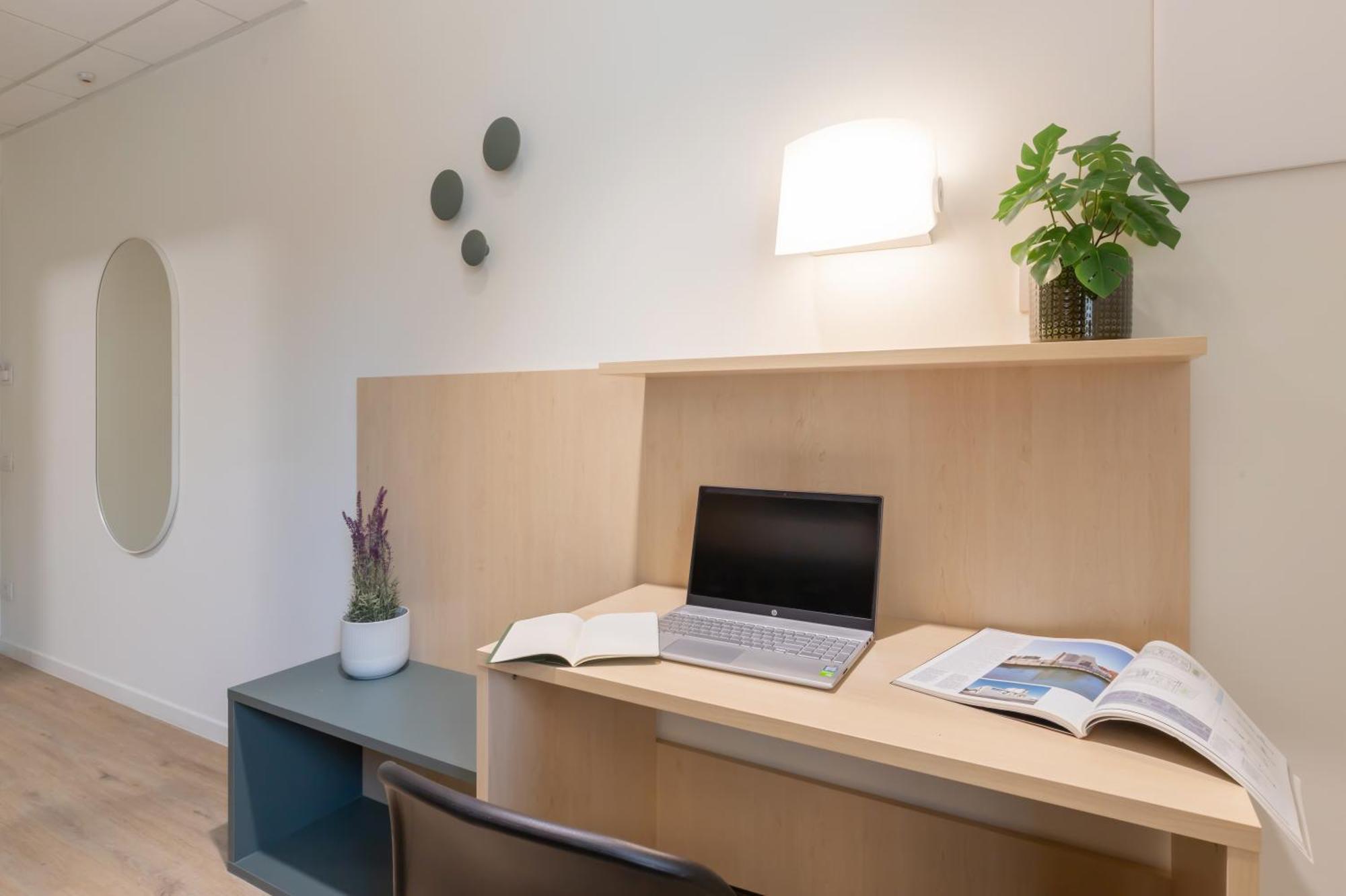 Well-Located Campus Rooms Near City Park Milano Exteriör bild